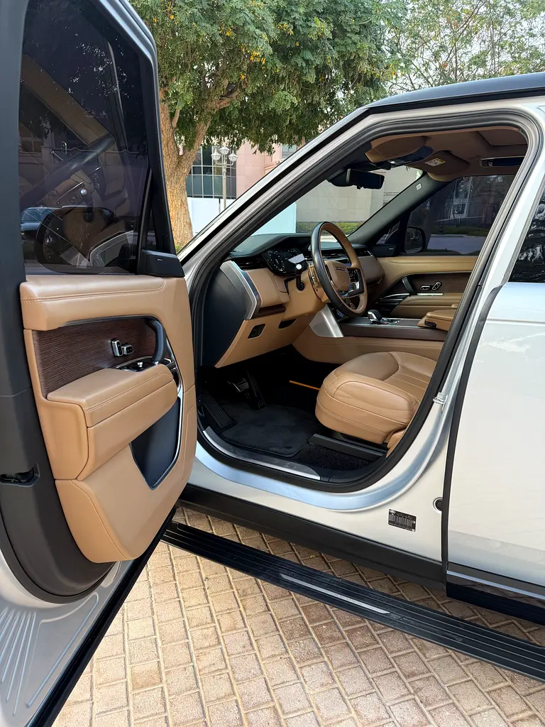 LAND ROVER Range Rover HSE 2023 - photo 6 - Import Émirats | International Cars