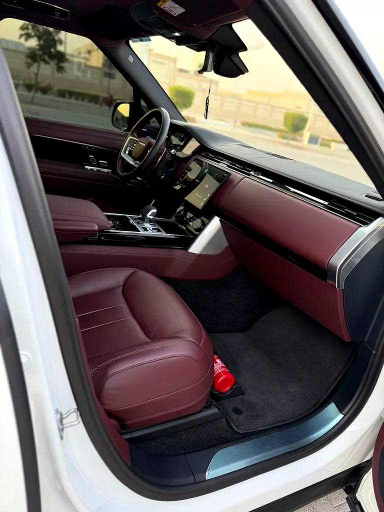 LAND ROVER Range Rover HSE P530 2023 - photo 3 - Import Émirats | International Cars