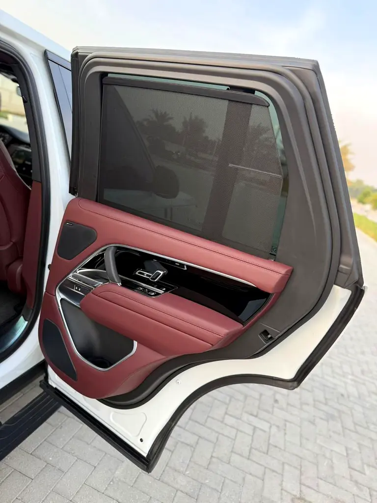 LAND ROVER Range Rover HSE P530 2023 - photo 8 - Import Émirats | International Cars