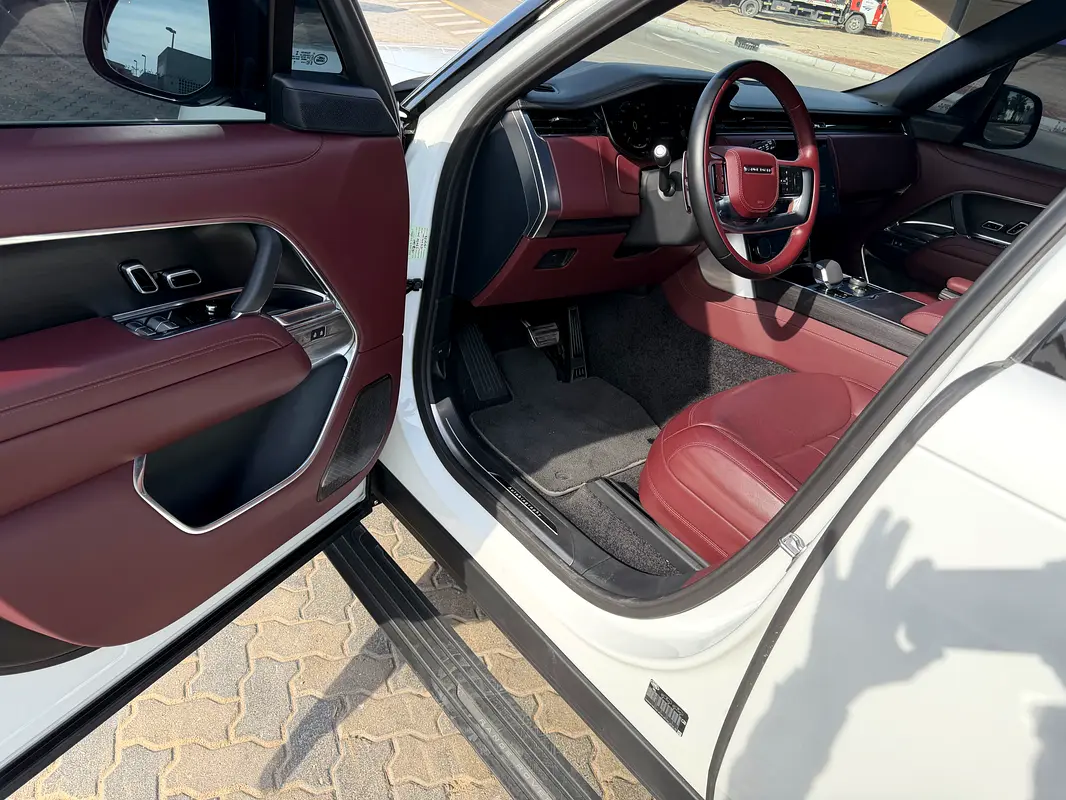 LAND ROVER Range Rover Autobiography 2023 - photo 12 - Import Émirats | International Cars