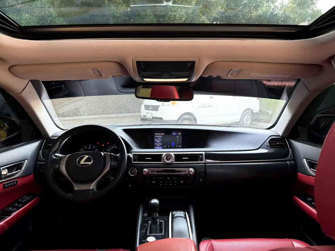 LEXUS GS-Series GS 250 2012 - photo 11 - Import Émirats | International Cars