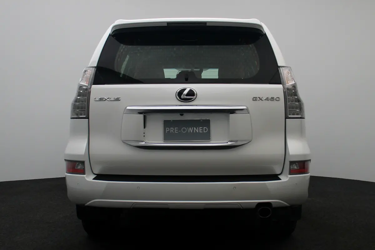 LEXUS GX-Series GX 460 Premier 2023 - photo 5 - Import Émirats | International Cars
