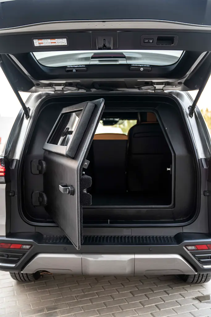 LEXUS LX-Series LX 600 Signature 2025 - photo 10 - Import Émirats | International Cars