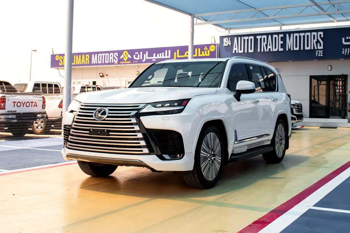 LEXUS LX-Series LX 700h Signature 2026 - photo 2 - Import Émirats | International Cars