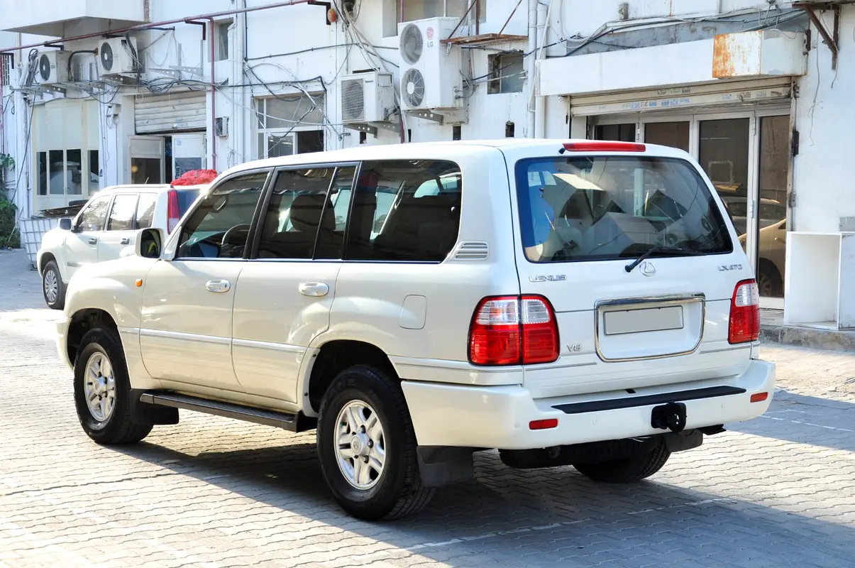 LEXUS LX-Series LX 470 1998 - photo 5 - Import Émirats | International Cars