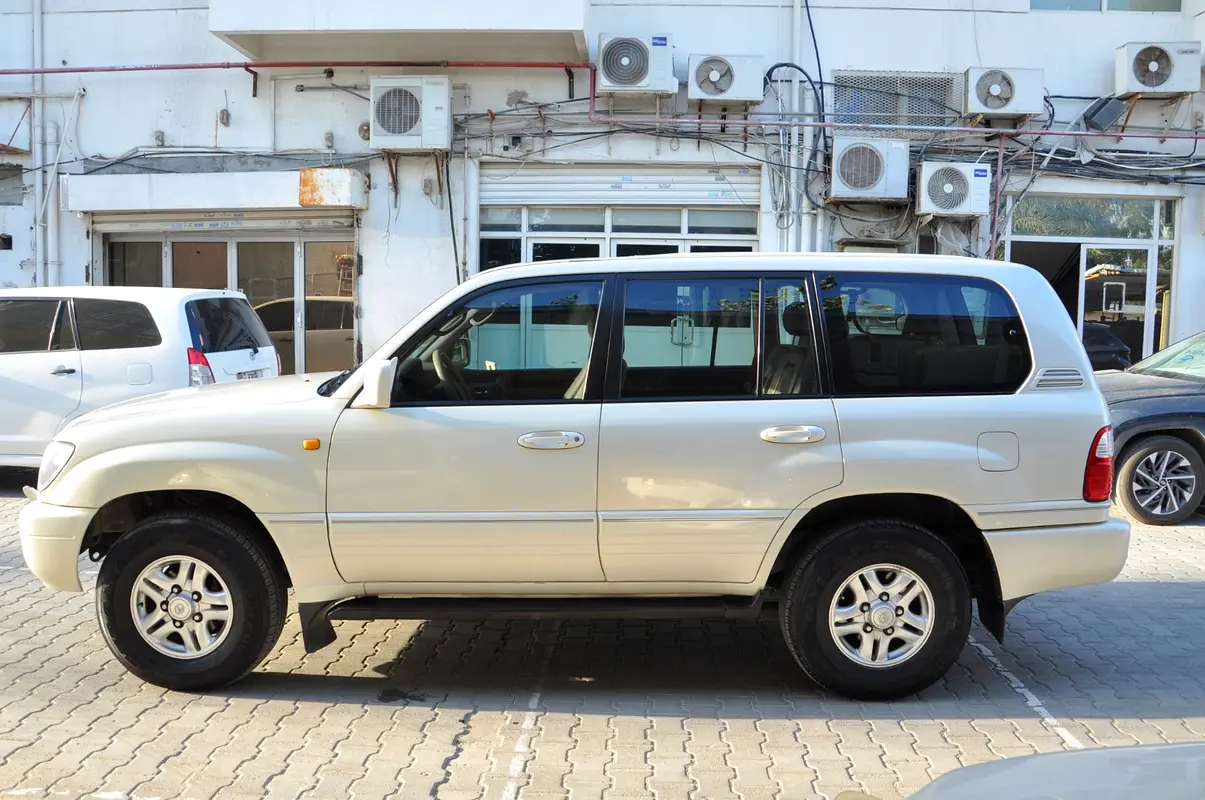 LEXUS LX-Series LX 470 1998 - photo 6 - Import Émirats | International Cars
