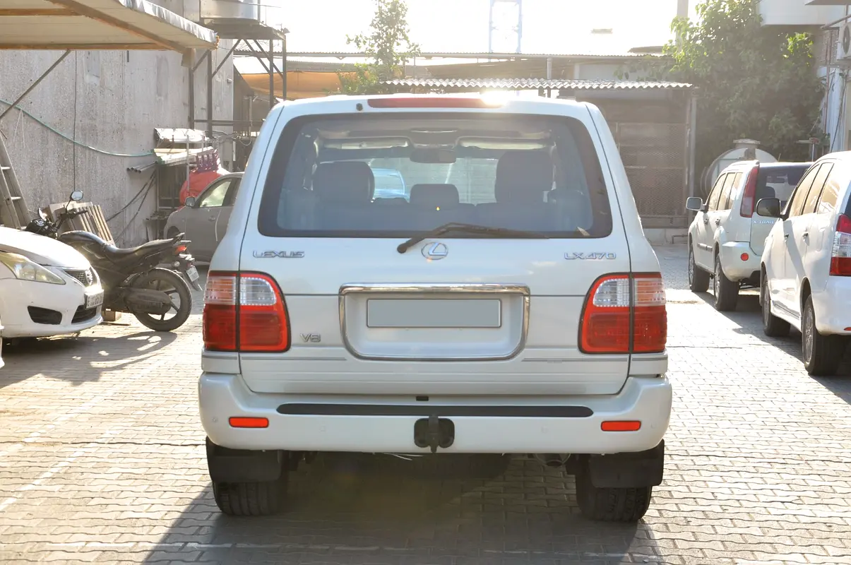 LEXUS LX-Series LX 470 1998 - photo 7 - Import Émirats | International Cars
