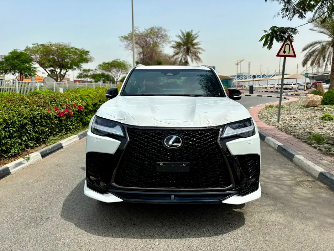 LEXUS LX-Série LX 700h F-Sport 2025