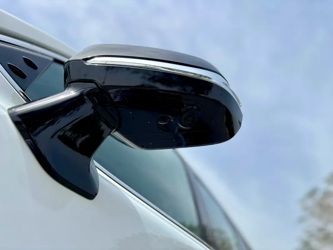 LEXUS LX-Series LX 700h F-Sport 2025 - photo 3 - Import Émirats | International Cars