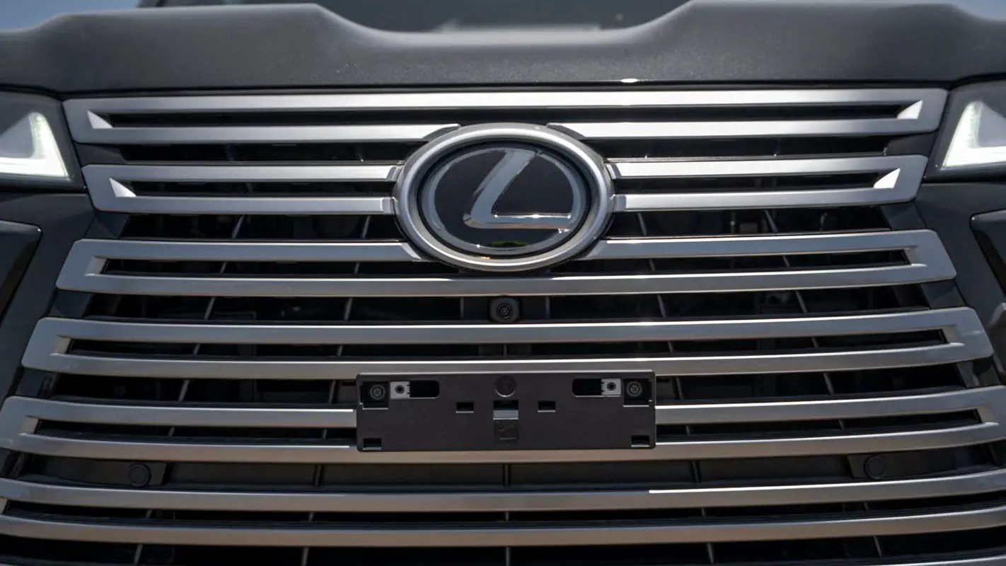 LEXUS LX-Series LX 600 Signature 2026 - photo 3 - Import Émirats | International Cars