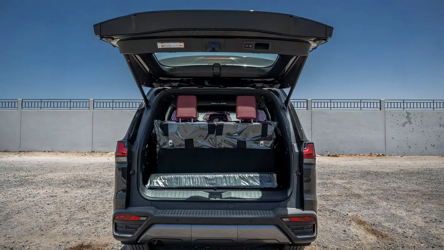 LEXUS LX-Series LX 600 Signature 2026 - photo 5 - Import Émirats | International Cars