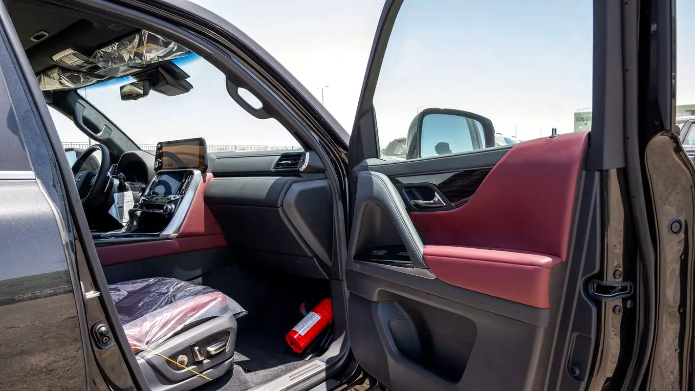 LEXUS LX-Series LX 600 Signature 2026 - photo 9 - Import Émirats | International Cars