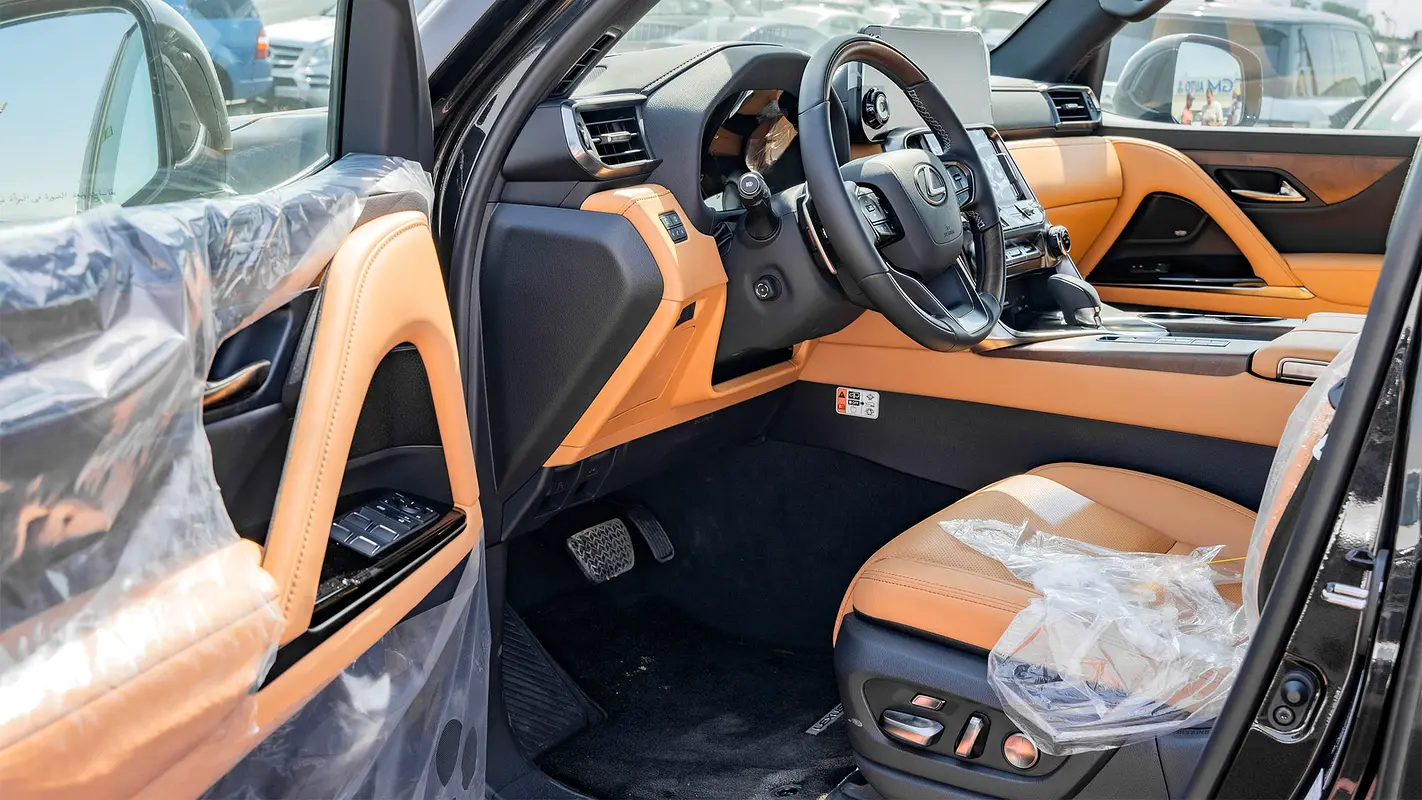 LEXUS LX-Series LX 700h Signature 2026 - photo 10 - Import Émirats | International Cars