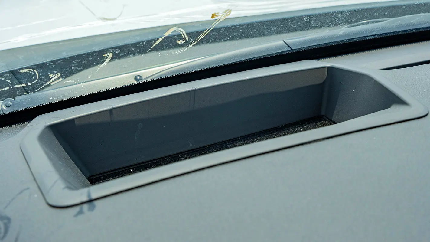 LEXUS LX-Series LX 700h Signature 2026 - photo 8 - Import Émirats | International Cars