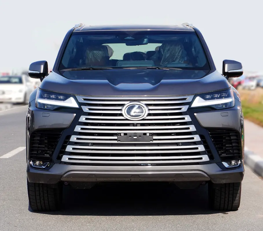 LEXUS LX-Series LX 700h Signature 2025 - photo 2 - Import Émirats | International Cars
