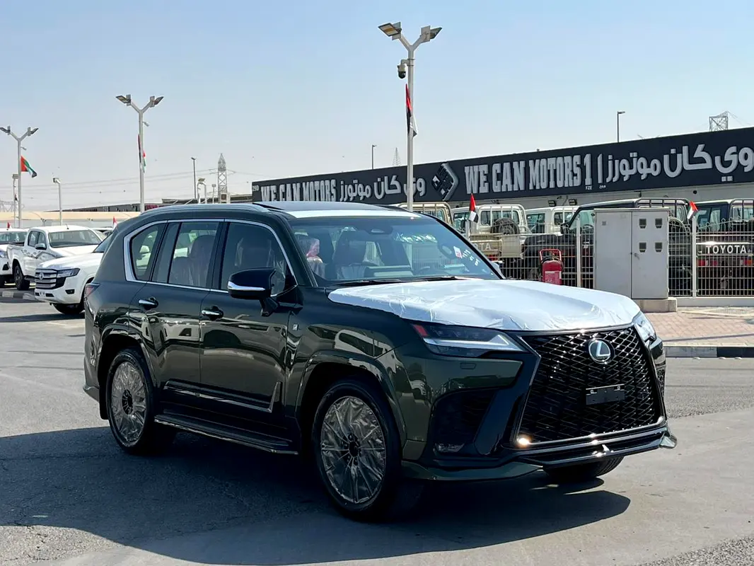 LEXUS LX-Series LX 600 F Sport 2025 - photo 2 - Import Émirats | International Cars