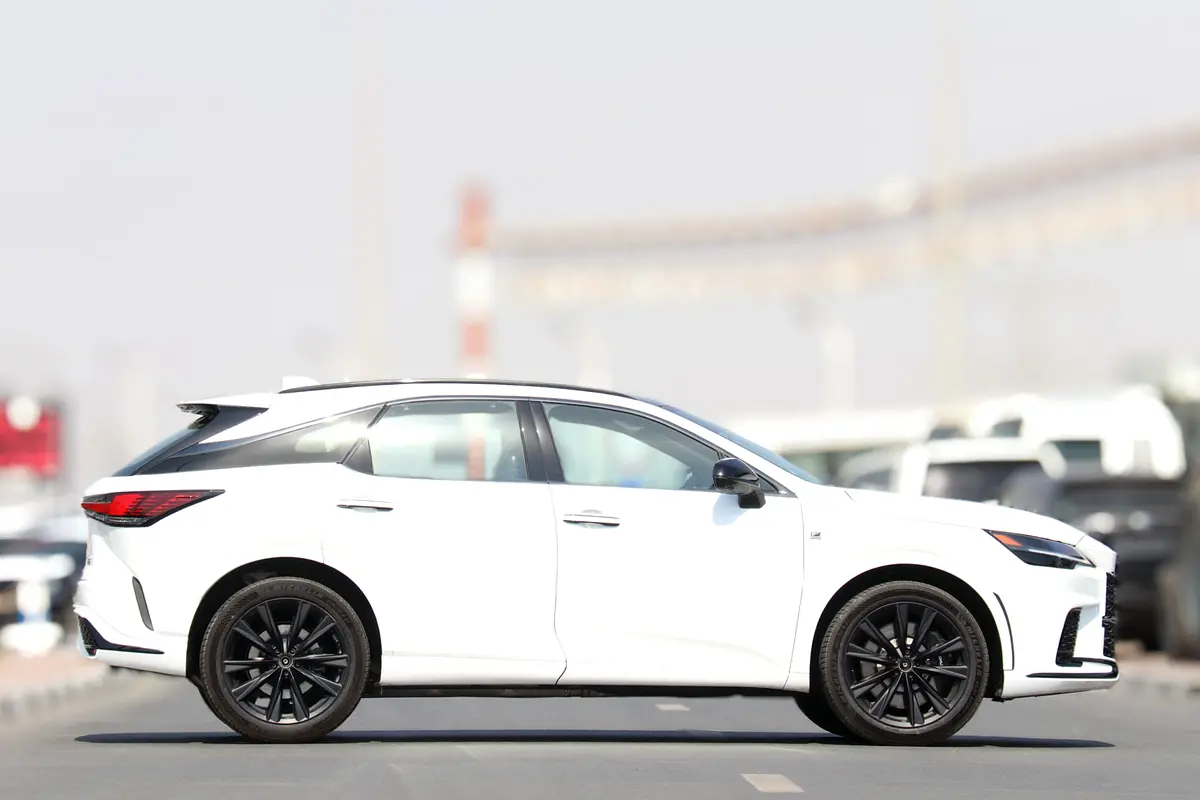LEXUS RX-Series RX 500h F Sport 2025 - photo 3 - Import Émirats | International Cars