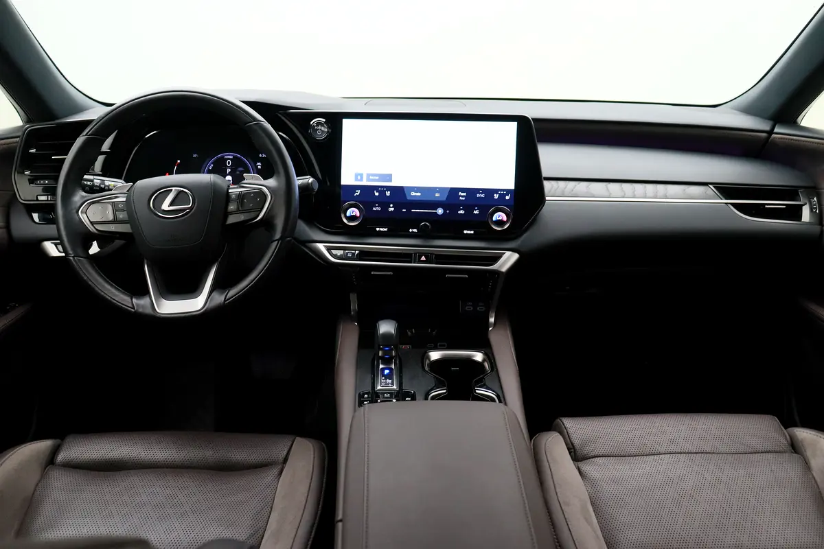 LEXUS RX-Series RX 350h Platinum 2023 - photo 11 - Import Émirats | International Cars