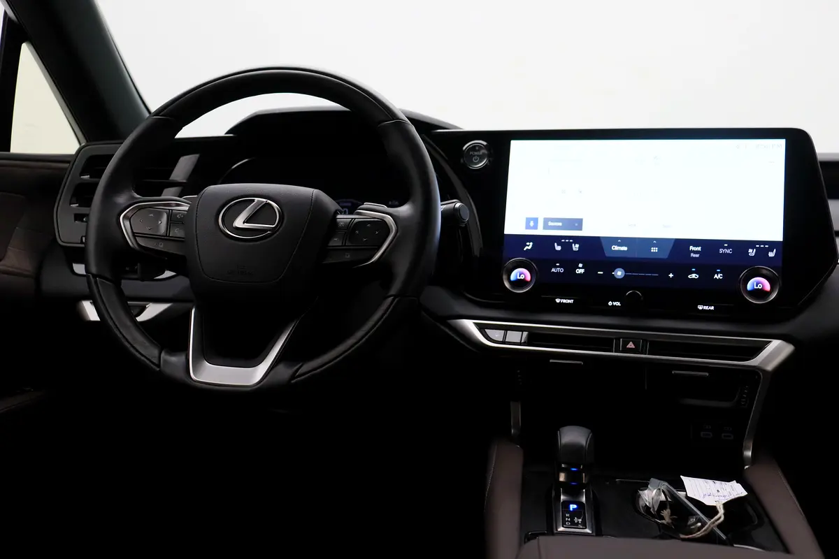 LEXUS RX-Series RX 350h Platinum 2024 - photo 10 - Import Émirats | International Cars
