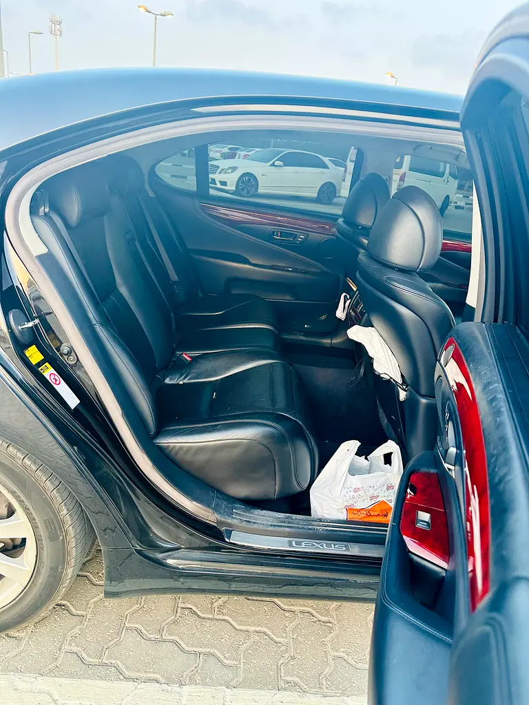 LEXUS LS-Series LS 460 Prestige Plus 2011 - photo 3 - Import Émirats | International Cars