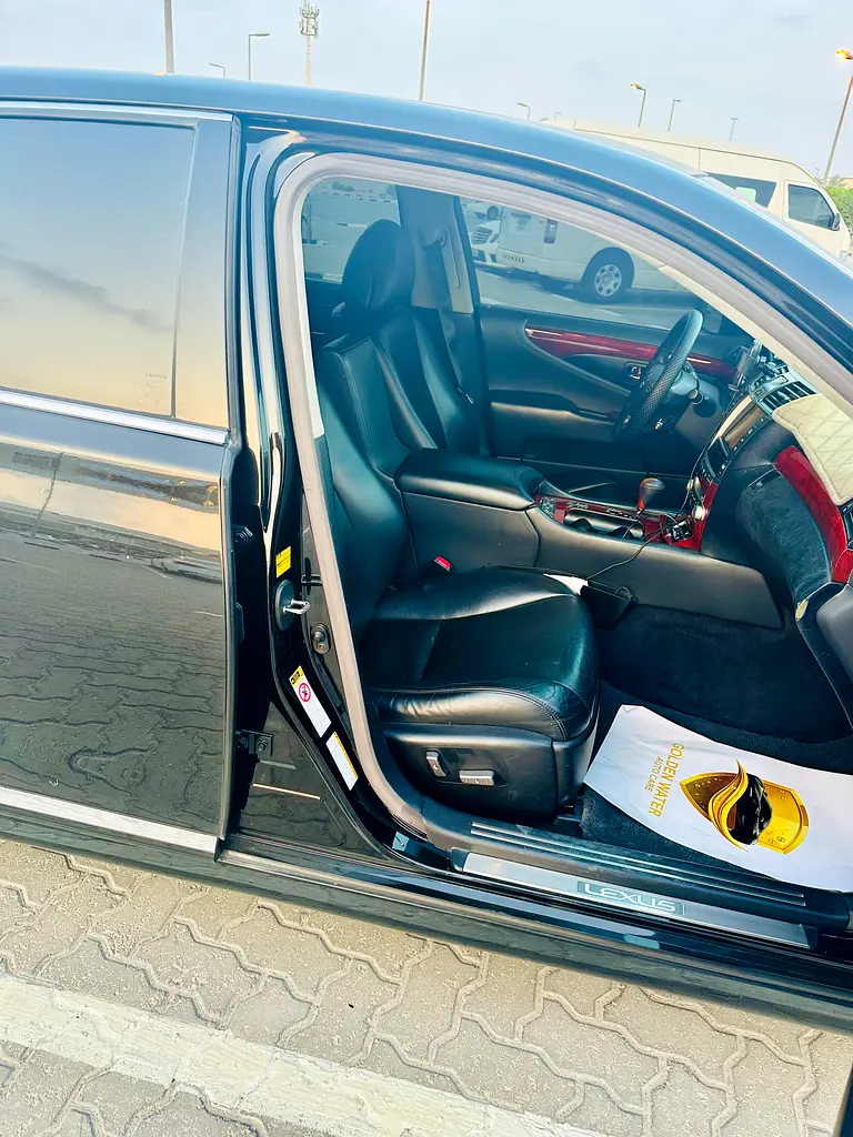 LEXUS LS-Series LS 460 Prestige Plus 2011 - photo 4 - Import Émirats | International Cars