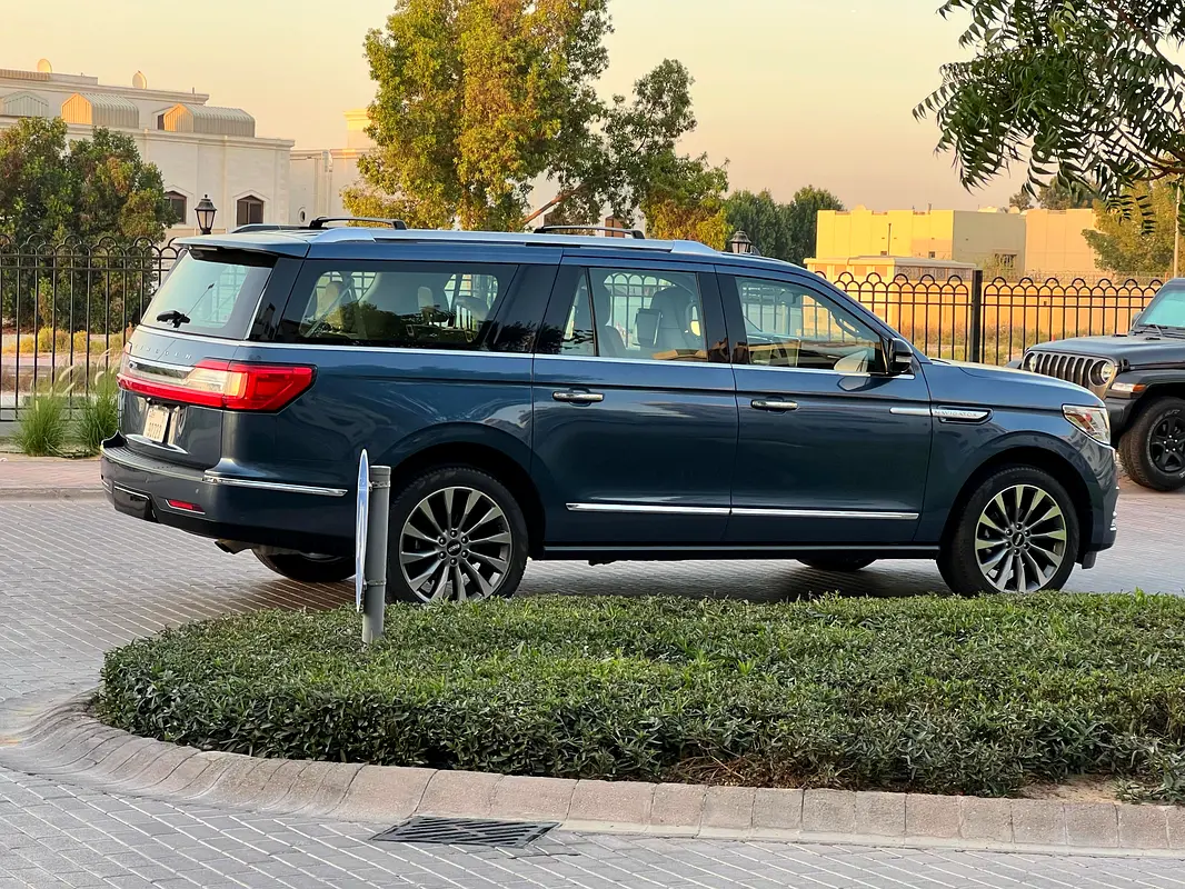 LINCOLN Navigator Reserve 2019 - photo 5 - Import Émirats | International Cars