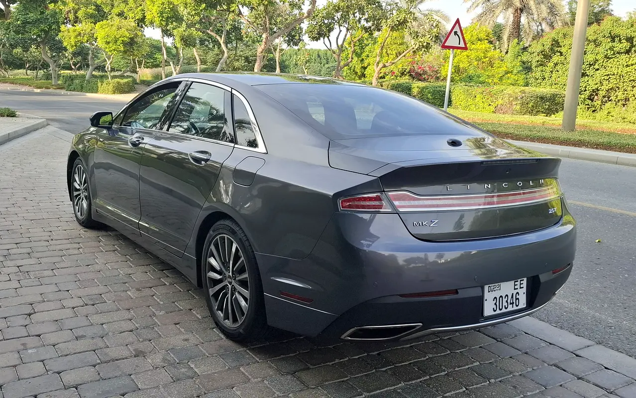 LINCOLN MKZ Reserve 2018 - photo 3 - Import Émirats | International Cars