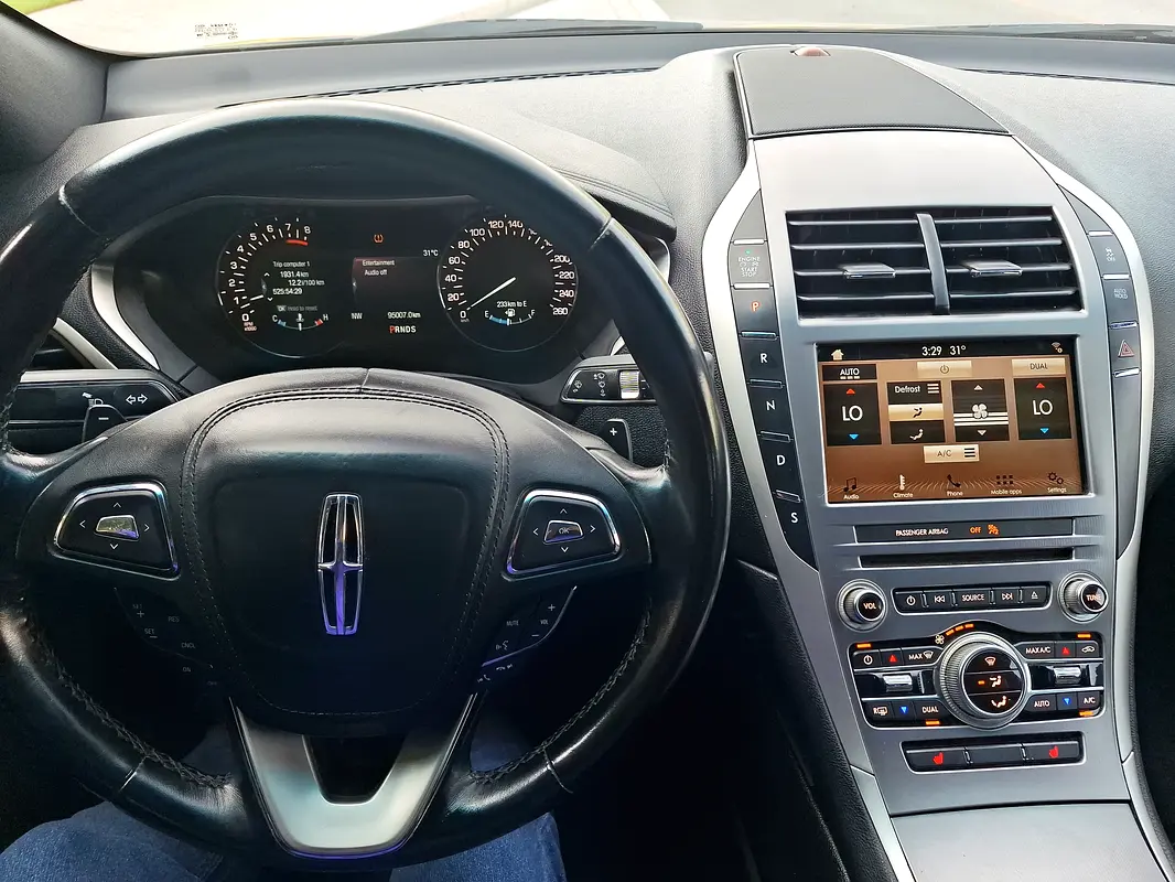 LINCOLN MKZ Reserve 2018 - photo 9 - Import Émirats | International Cars