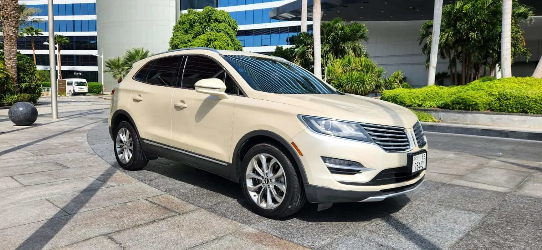 LINCOLN MKC Select 2018 - photo 3 - Import Émirats | International Cars