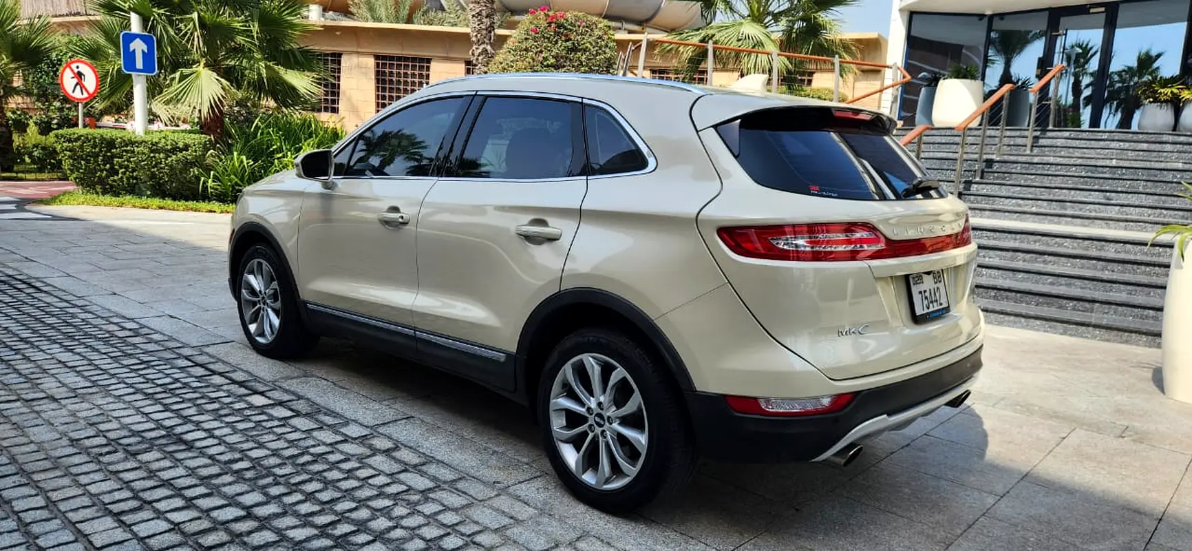 LINCOLN MKC Select 2018 - photo 5 - Import Émirats | International Cars