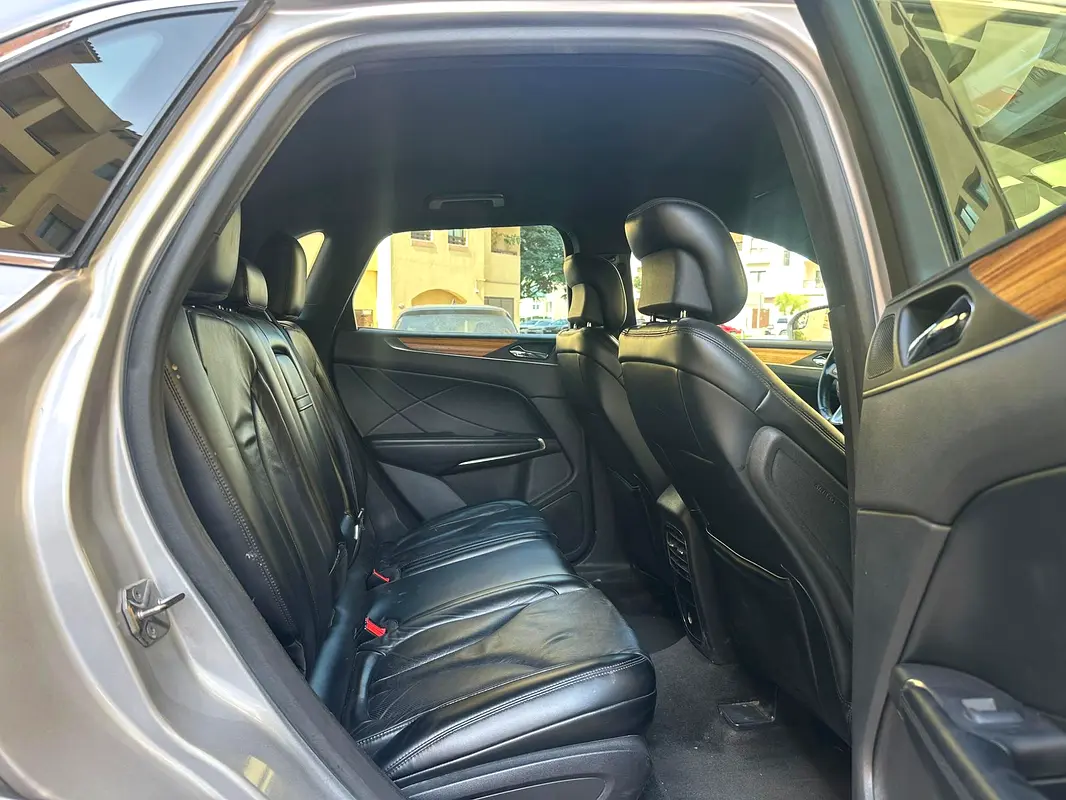 LINCOLN MKC Premiere 2015 - photo 9 - Import Émirats | International Cars