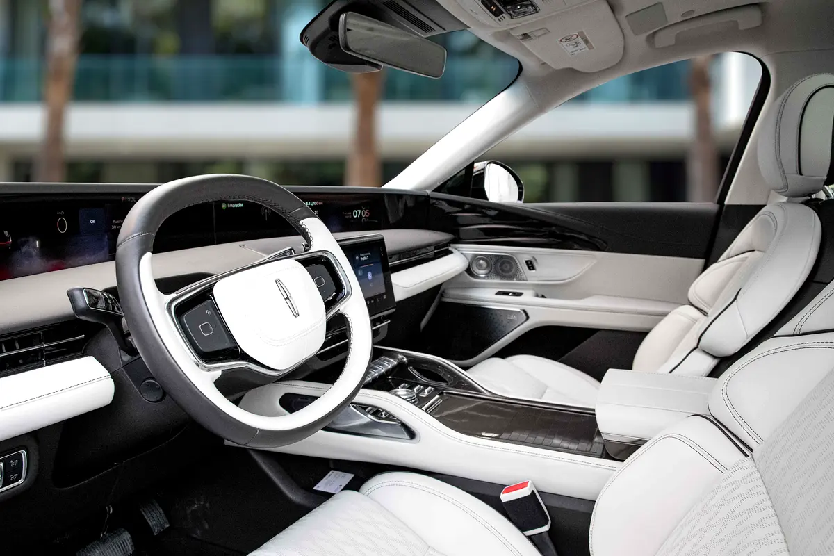 LINCOLN Nautilus Presidential 2024 - photo 9 - Import Émirats | International Cars