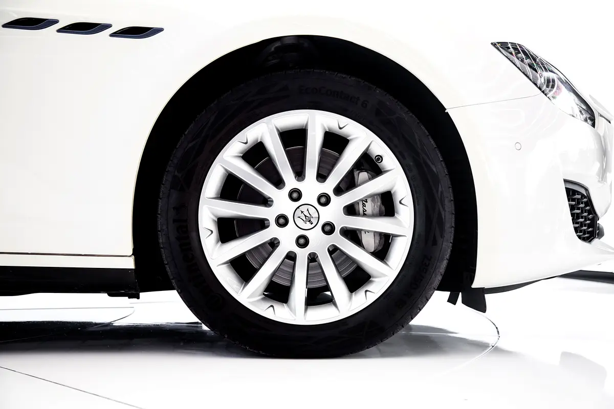 MASERATI Ghibli Other 2021 - photo 12 - Import Émirats | International Cars