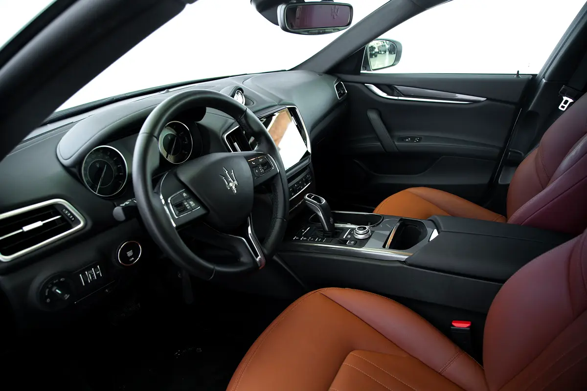 MASERATI Ghibli Other 2021 - photo 8 - Import Émirats | International Cars