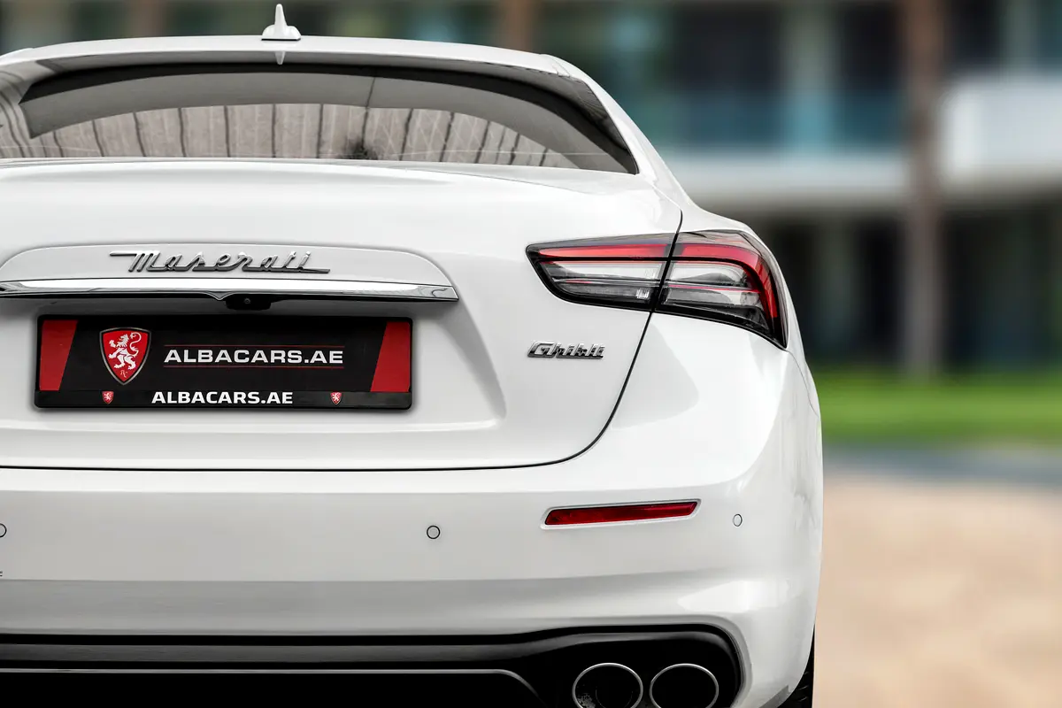 MASERATI Ghibli GT Hybrid 2021 - photo 6 - Import Émirats | International Cars
