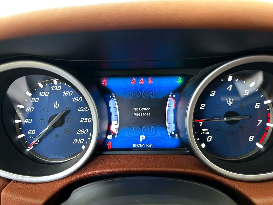 MASERATI Ghibli Base 2017 - photo 6 - Import Émirats | International Cars