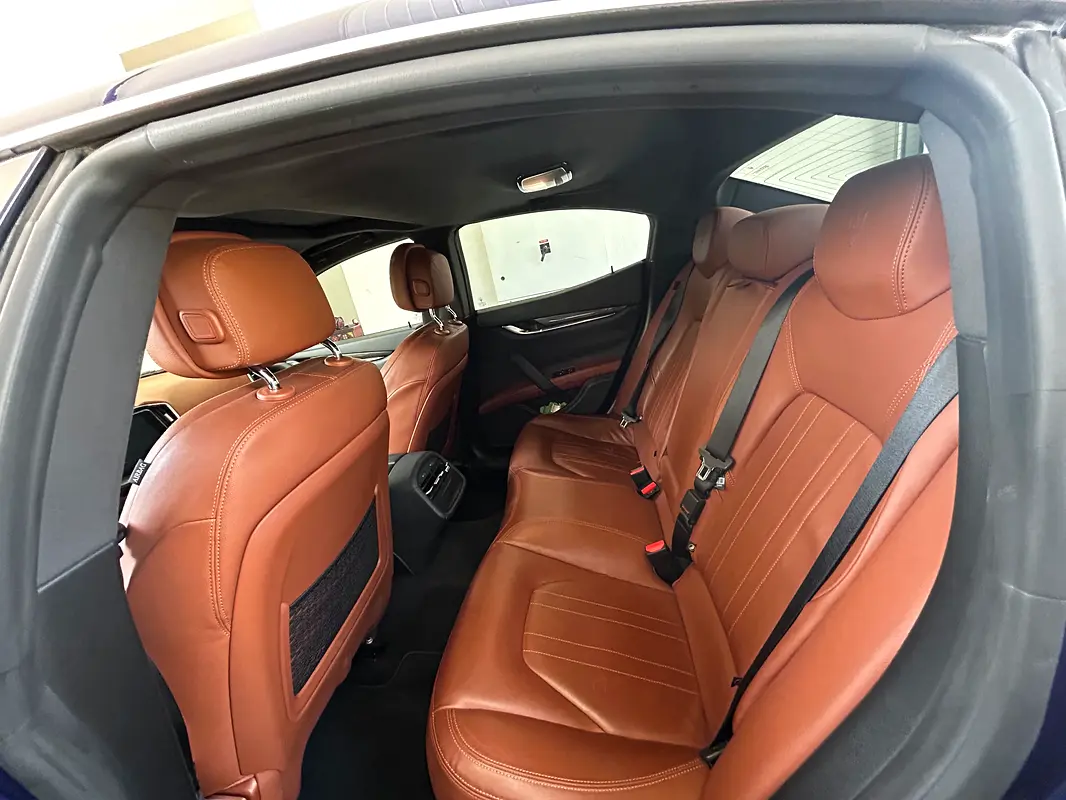 MASERATI Ghibli Base 2017 - photo 9 - Import Émirats | International Cars