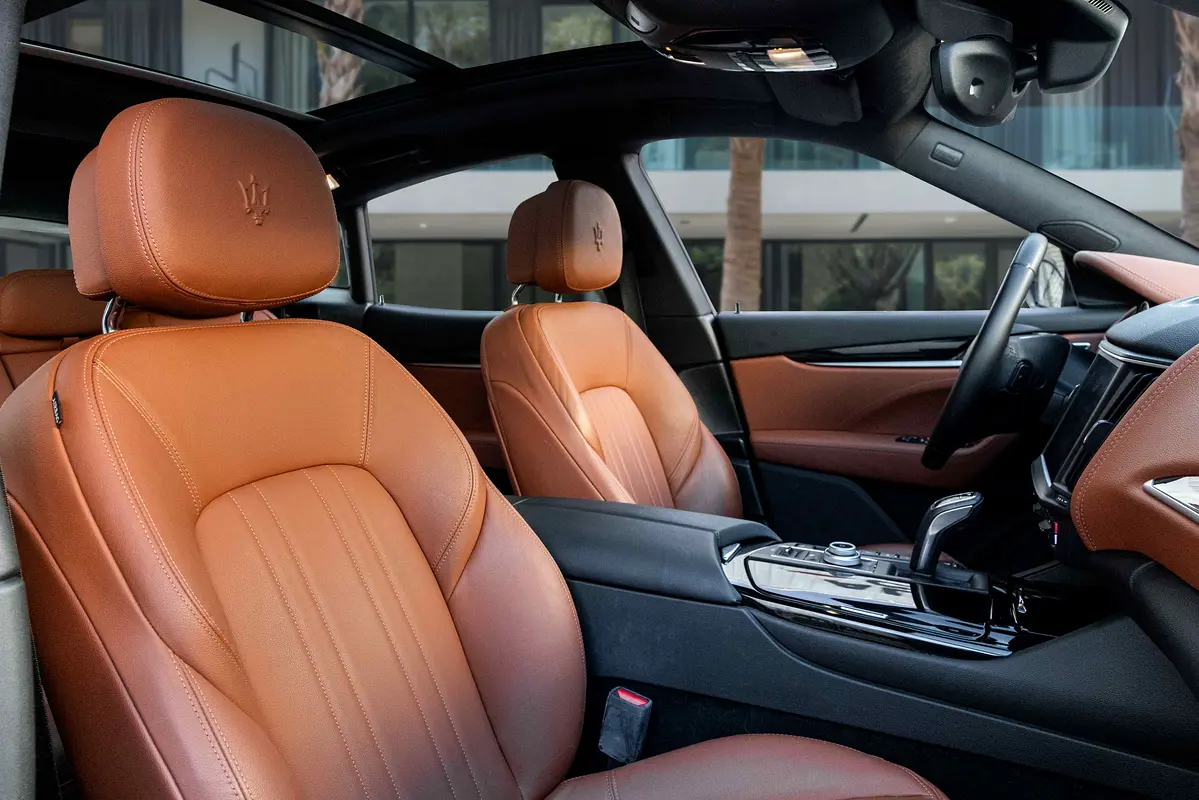 MASERATI Levante GT Hybrid 2022 - photo 11 - Import Émirats | International Cars