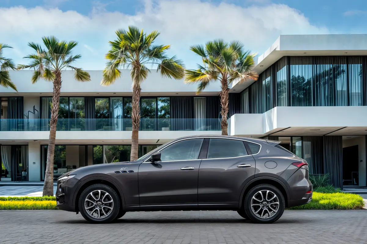 MASERATI Levante GT Hybrid 2022 - photo 2 - Import Émirats | International Cars