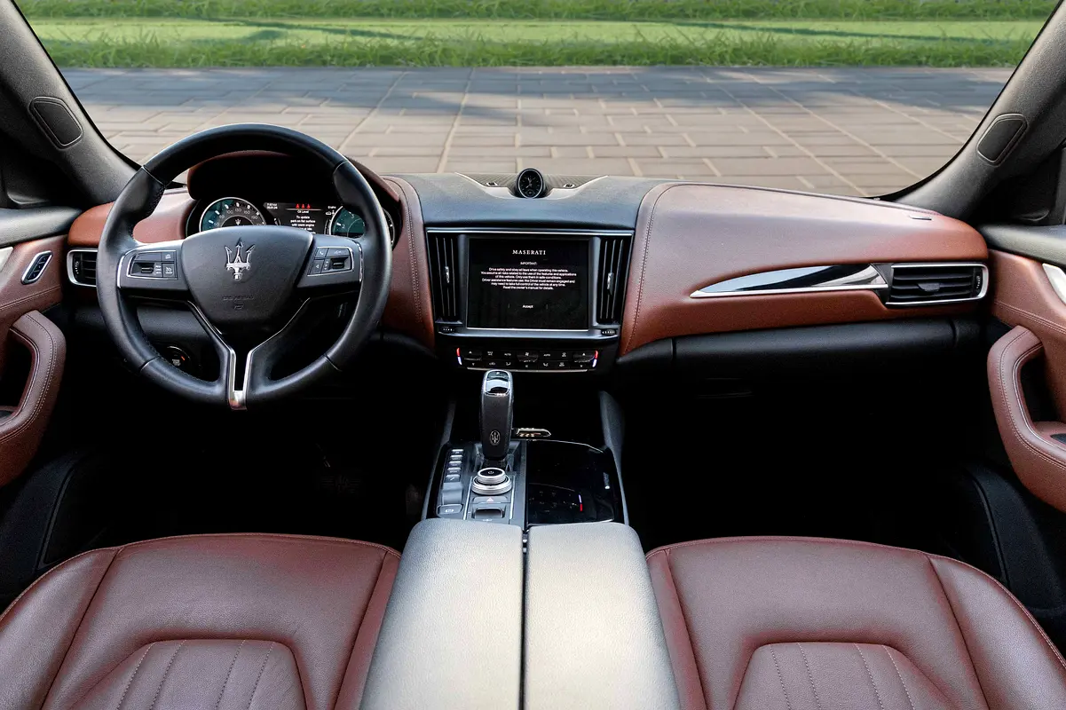 MASERATI Levante GT Hybrid 2022 - photo 8 - Import Émirats | International Cars