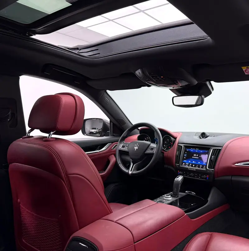MASERATI Levante Standard 2020 - photo 12 - Import Émirats | International Cars