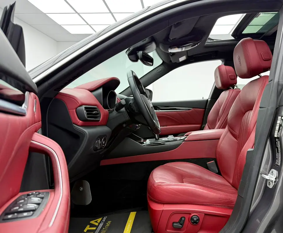 MASERATI Levante Standard 2020 - photo 8 - Import Émirats | International Cars