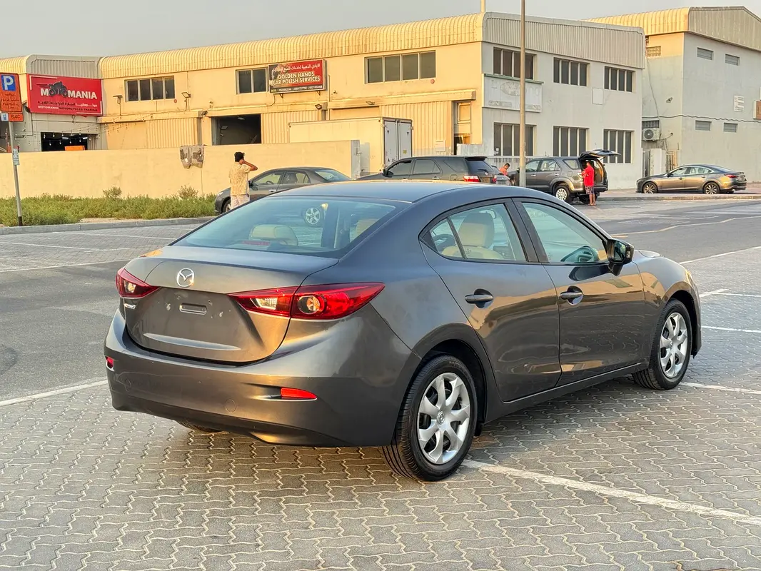 MAZDA 3 Select 2016 - photo 2 - Import Émirats | International Cars
