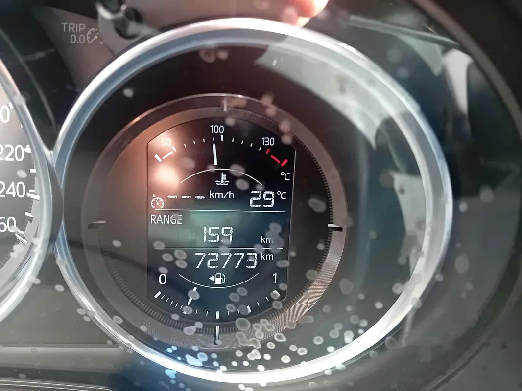 MAZDA 6 S Grade 2023 - photo 11 - Import Émirats | International Cars