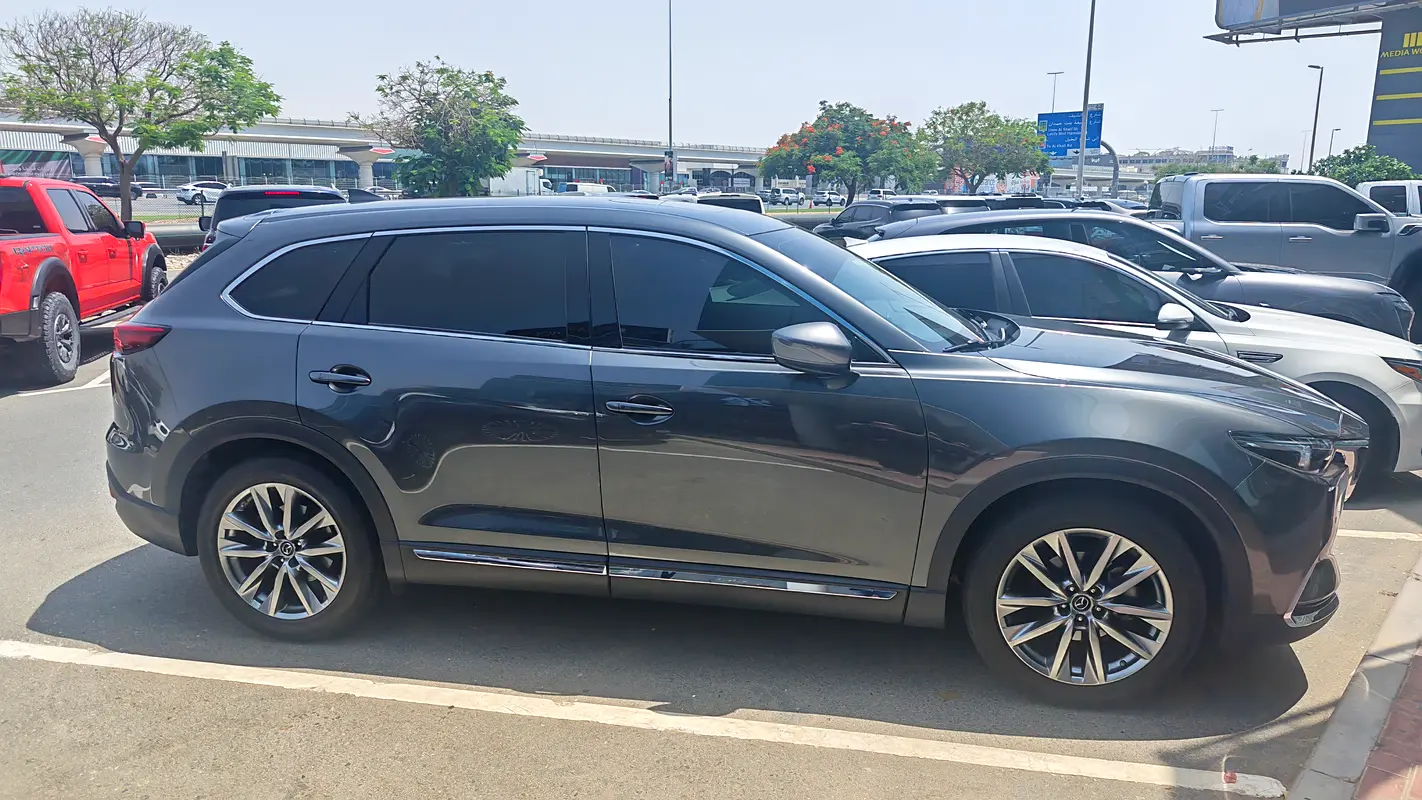MAZDA CX-9 Signature