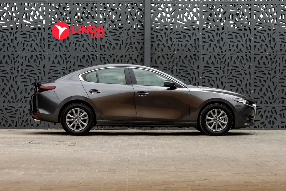 MAZDA 3 Other 2025 - photo 8 - Import Émirats | International Cars