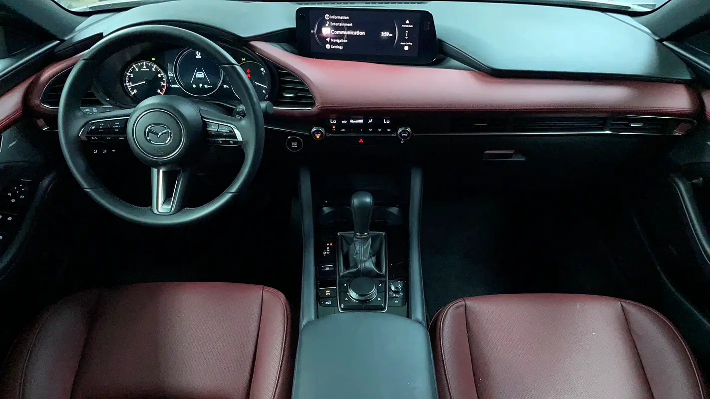 MAZDA 3 Evolve 2025 - photo 7 - Import Émirats | International Cars