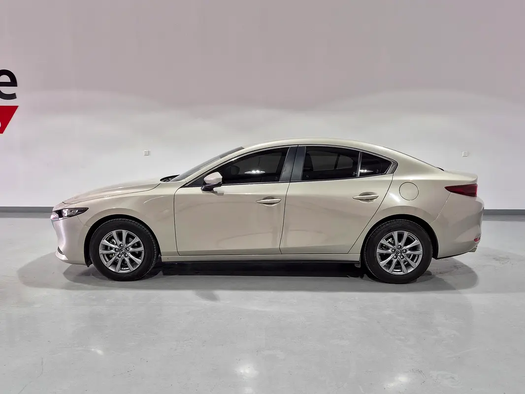 MAZDA 3 Select 2025 - photo 5 - Import Émirats | International Cars