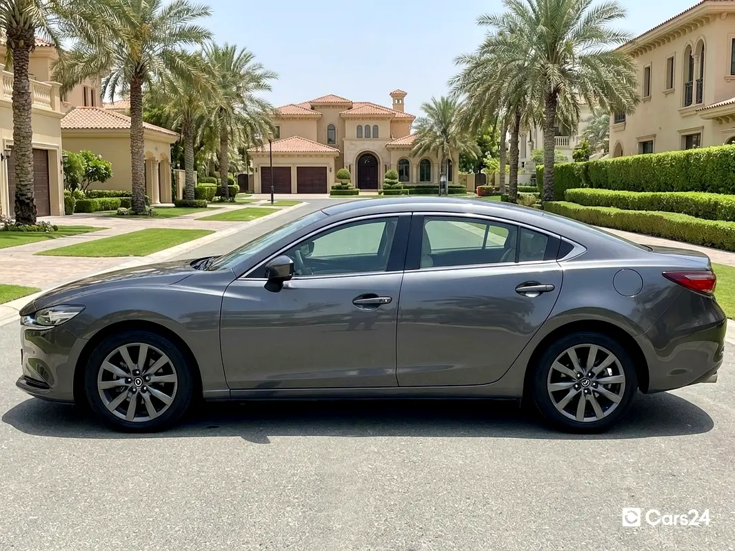 MAZDA 6 S Grade 2023 - photo 3 - Import Émirats | International Cars
