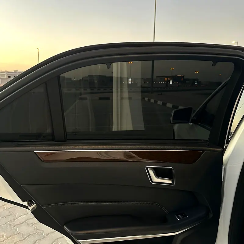 MERCEDES E-Class E 200 2014 - photo 11 - Import Émirats | International Cars